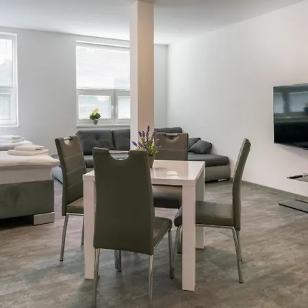 招待所 Venuse 俄斯特拉发